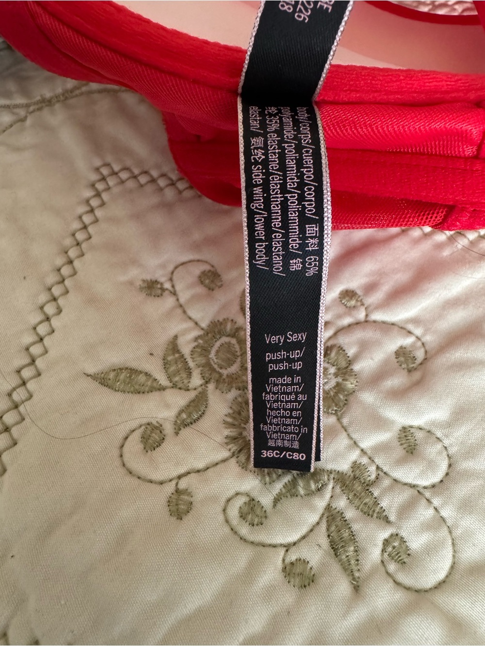 Victoria secret Racerback Push-Up Bra in Vibrant Red - Picture 4 of 5